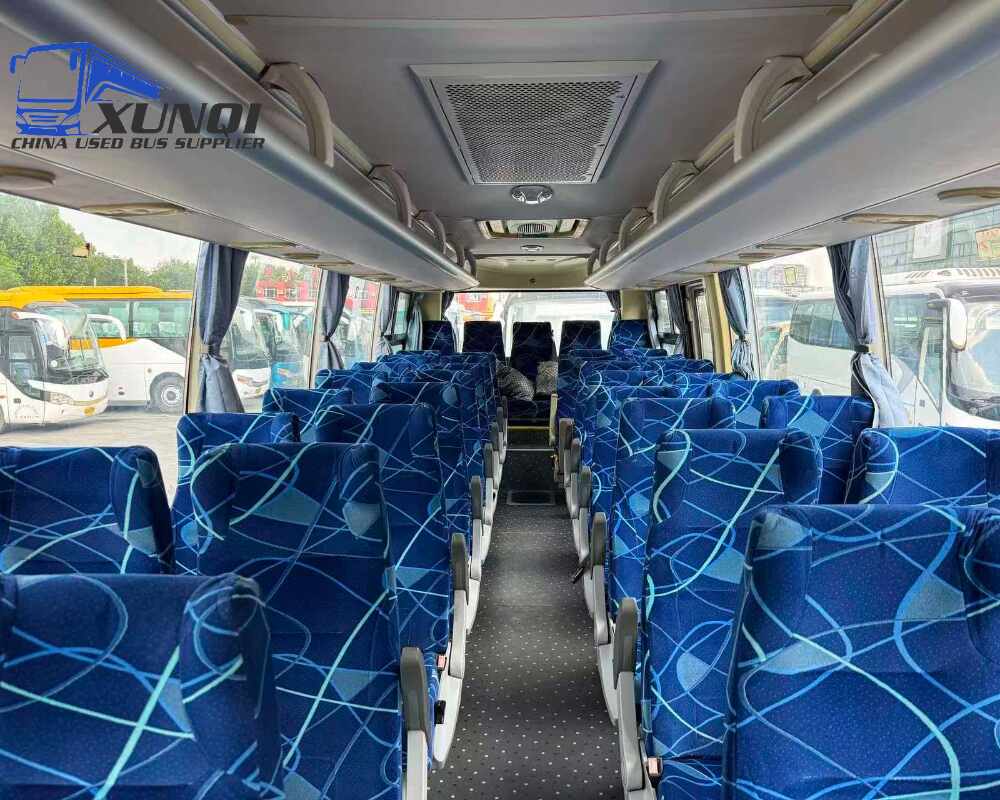 Used Kinglong bus XMQ6879 38 Seats 2016 Year 8 Seters long China bus yuchai 6-cylinder diesel engine