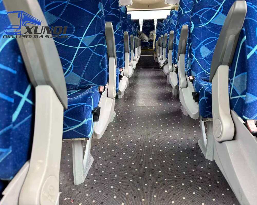 Used Kinglong bus XMQ6879 38 Seats 2016 Year 8 Seters long China bus yuchai 6-cylinder diesel engine