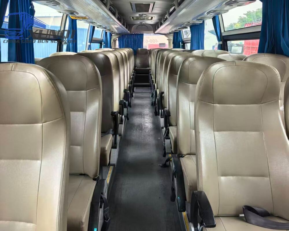 Used Yutong bus ZK6110 51 Seats 2013 Year 11 meters long China bus weichai 6-cylinder diesel engine