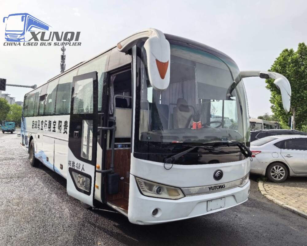 Used Yutong bus ZK6115 48 Seats 2015 Year 11 meters long China bus yuchai 6-cylinder diesel engine