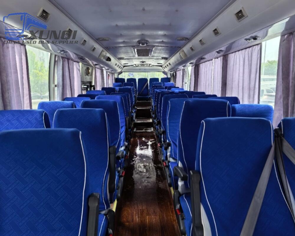 Used Yutong bus ZK6115 48 Seats 2015 Year 11 meters long China bus yuchai 6-cylinder diesel engine