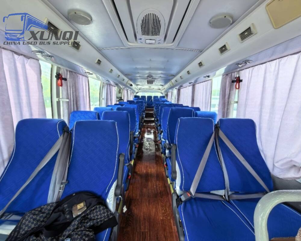 Used Yutong bus ZK6115 48 Seats 2015 Year 11 meters long China bus yuchai 6-cylinder diesel engine