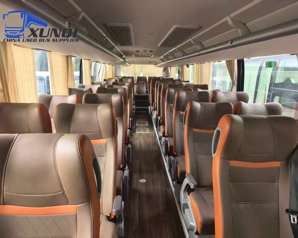 Used Yutong bus ZK6116 48 Seats 2024 Year 11 Seters long China bus