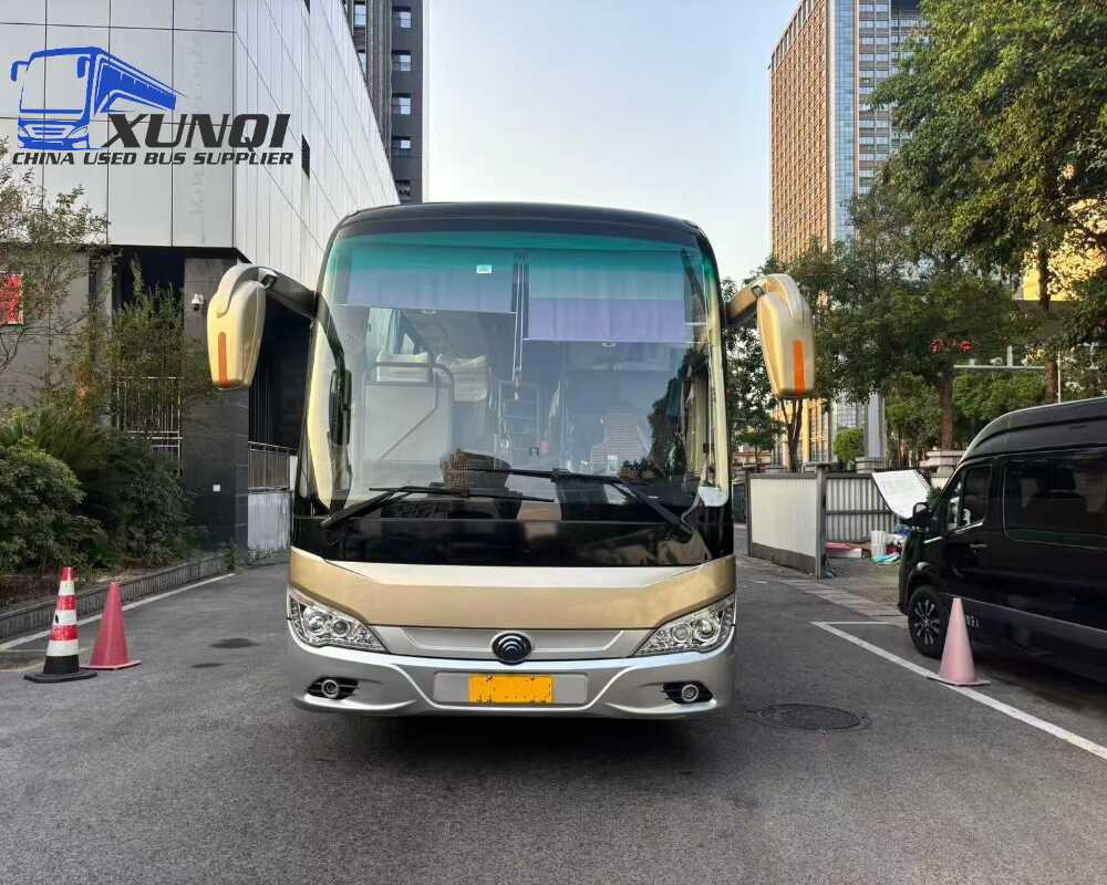 Used Yutong bus ZK6120 50 Seats 2021 Year 12 Seters long China bus yuchai 6-cylinder diesel engine