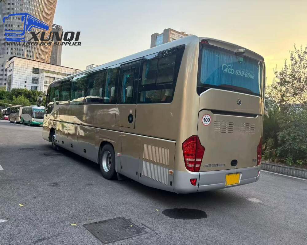 Used Yutong bus ZK6120 50 Seats 2021 Year 12 Seters long China bus yuchai 6-cylinder diesel engine