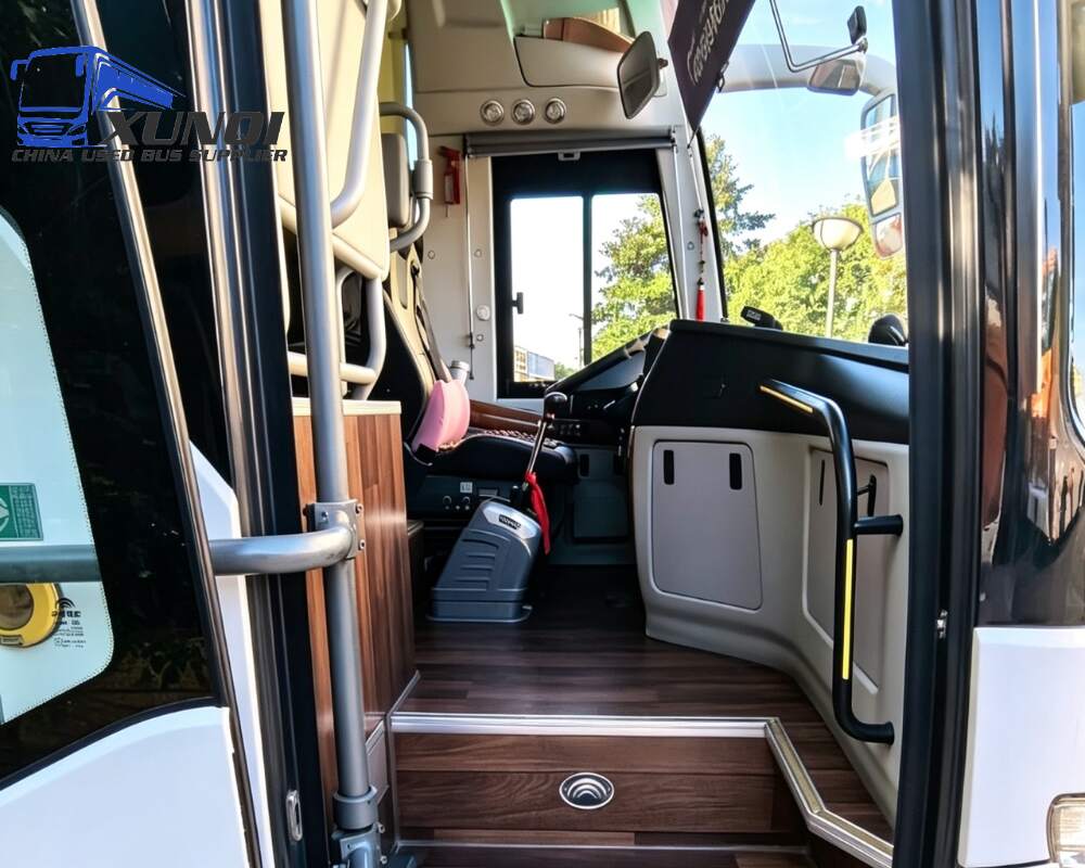 Used Yutong bus ZK6122 50 Seats 2019 Year 12 Seters long China bus weichai 6-cylinder diesel engine
