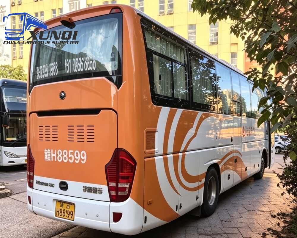 Used Yutong bus ZK6122 50 Seats 2019 Year 12 Seters long China bus weichai 6-cylinder diesel engine