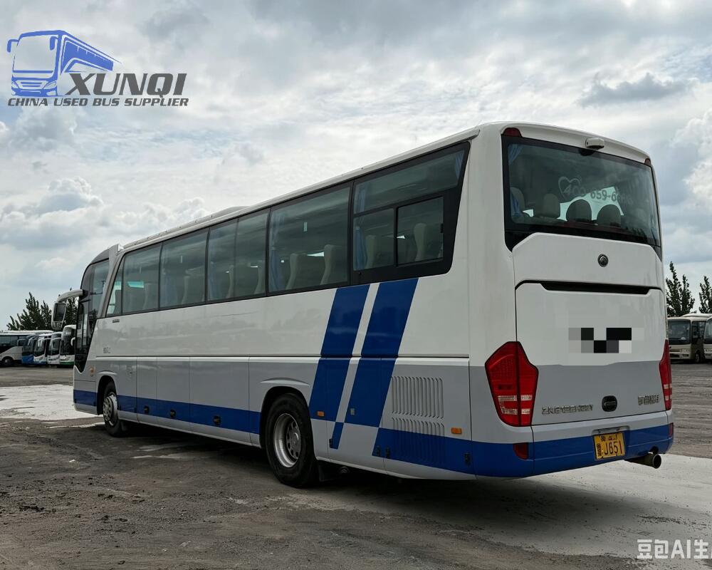 Used Yutong bus ZK6122 52 Seats 2017 Year 12 meters long China bus weichai 6-cylinder diesel engine