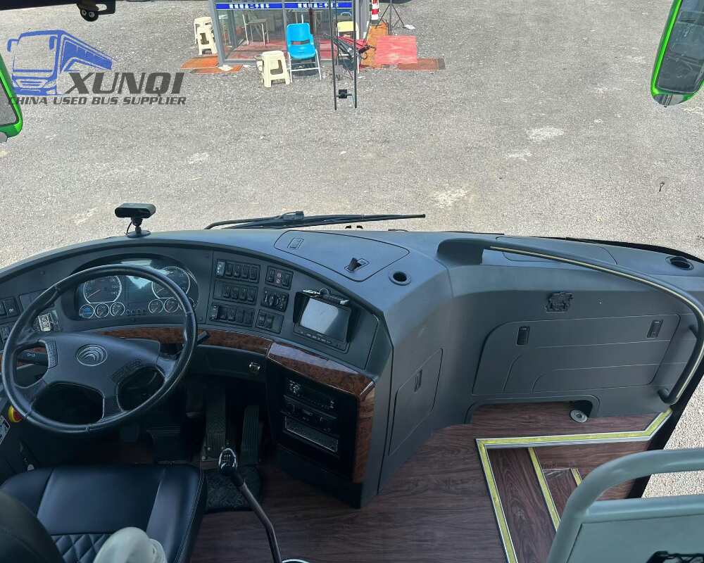 Used Yutong bus ZK6125 54 Seats 2017 Year 12 meters long China bus weichai 6-cylinder diesel engine