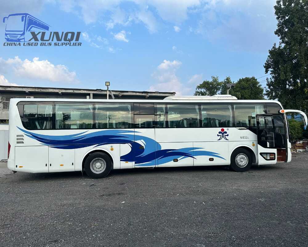 Used Yutong bus ZK6125 55 Seats 2016 Year 12 meters long China bus yuchai 6-cylinder diesel engine