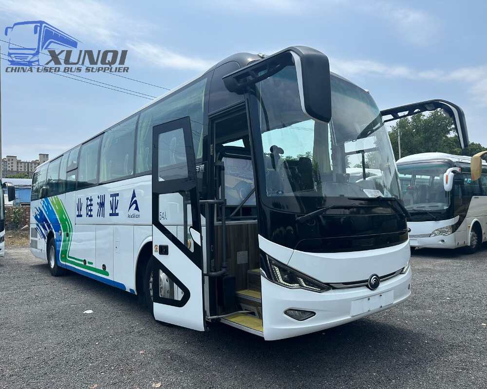 Used Yutong bus ZK6127 54 Seats 2021 Year 12 meters long China bus yuchai 6-cylinder diesel engine