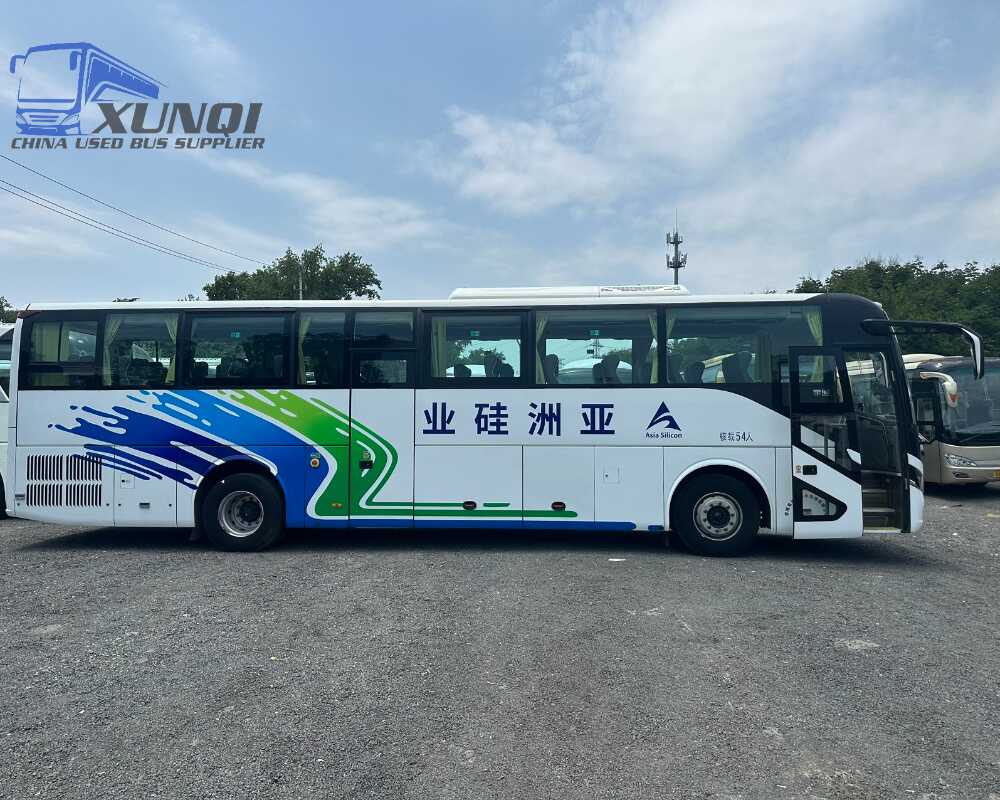 Used Yutong bus ZK6127 54 Seats 2021 Year 12 meters long China bus yuchai 6-cylinder diesel engine