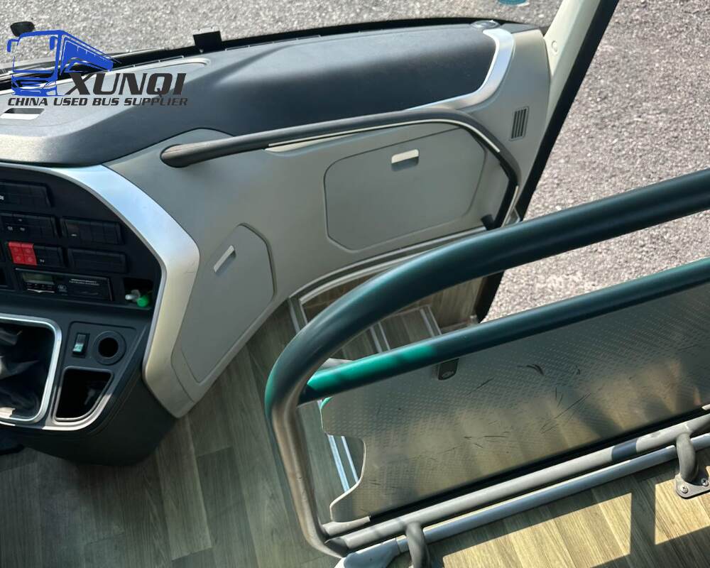 Used Yutong bus ZK6127 56 Seats 2023 Year 12 Seters long China bus yuchai 6-cylinder diesel engine