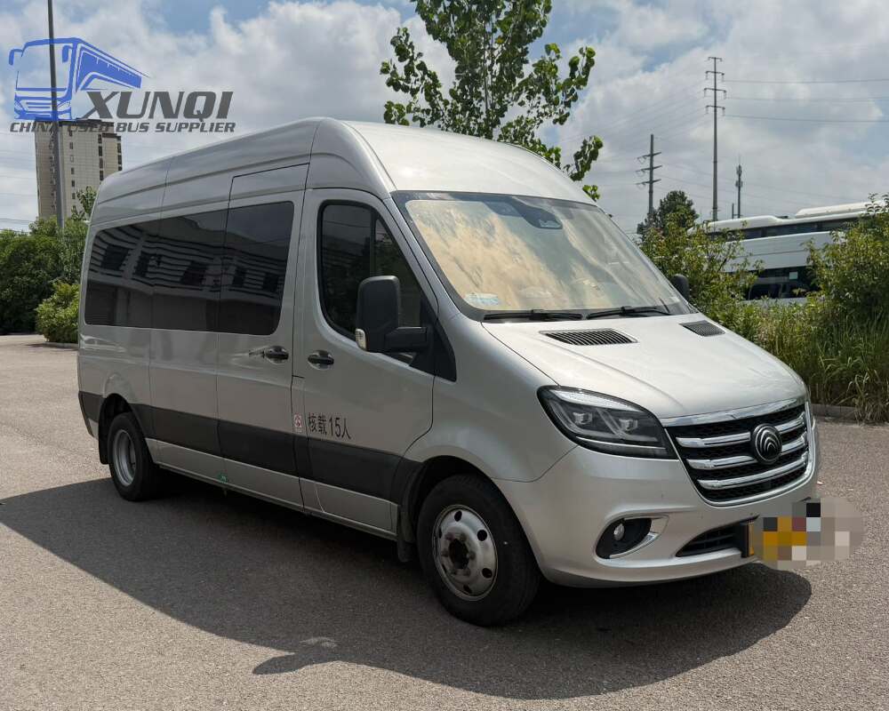 Used Yutong bus ZK6600 15 Seats 2024 Year 6 Seters long China bus