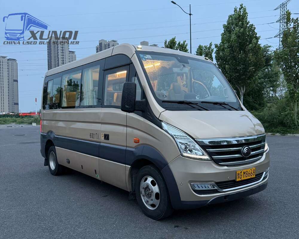 Used Yutong bus ZK6601 17 Seats 2020 Year 6 meters long China bus shangchai 4-cylinder diesel engine 