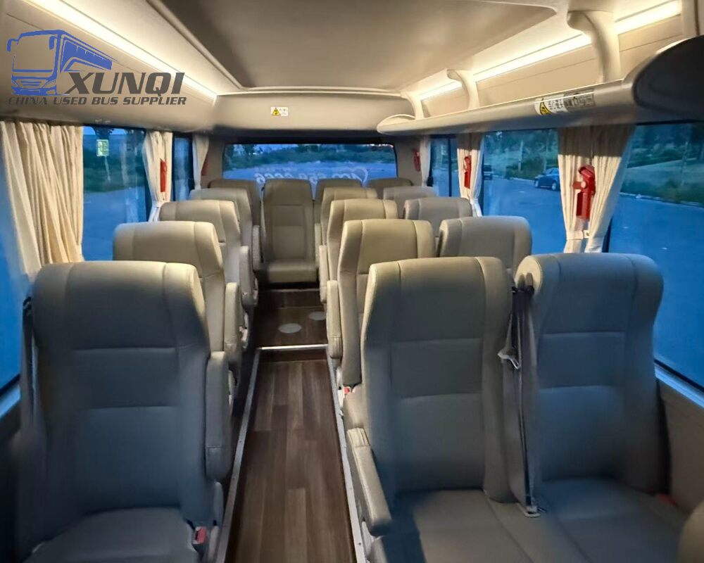 Used Yutong bus ZK6601 17 Seats 2020 Year 6 meters long China bus shangchai 4-cylinder diesel engine 