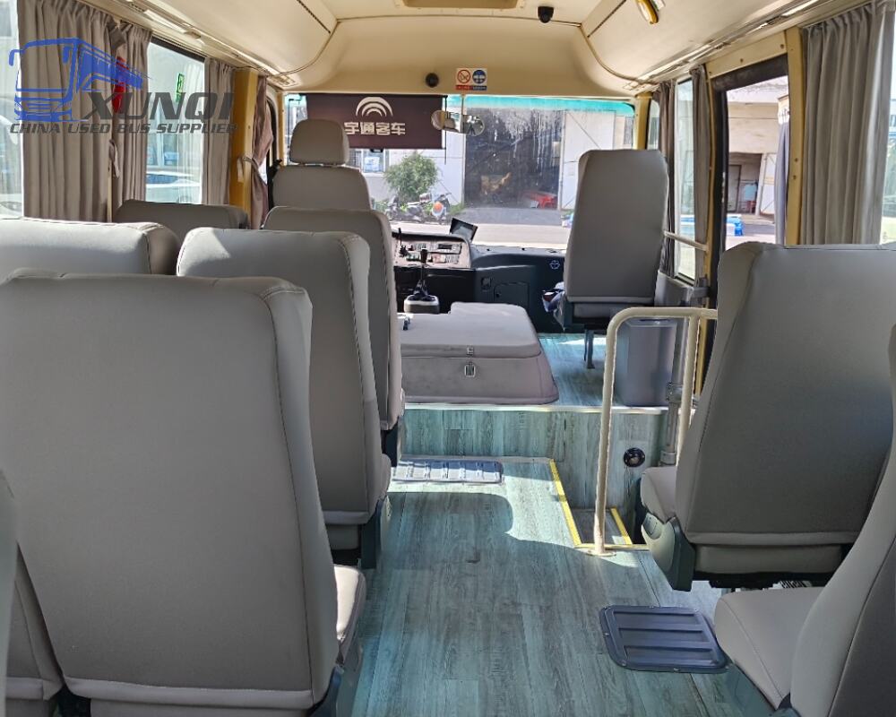 Used Yutong bus ZK6609 19 Seats 2016 Year 6 meters long China bus yuchai 4-cylinder diesel engine