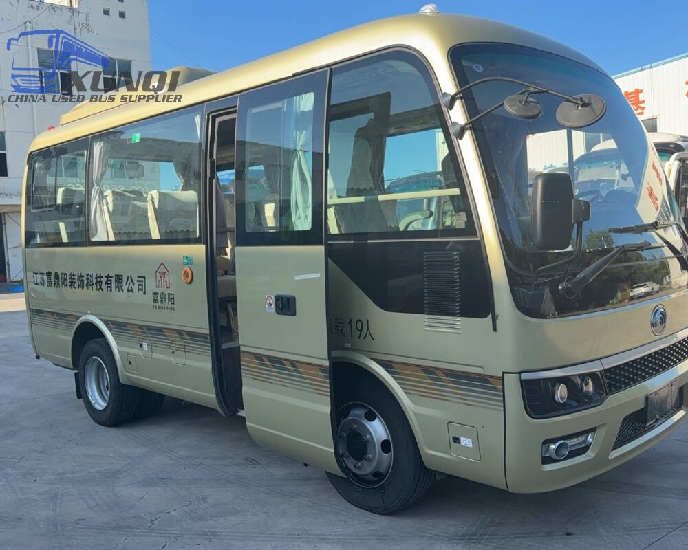 Used Yutong bus ZK6609 19 Seats 2025 Year 6 meters long China bus weichai 4-cylinder diesel engine
