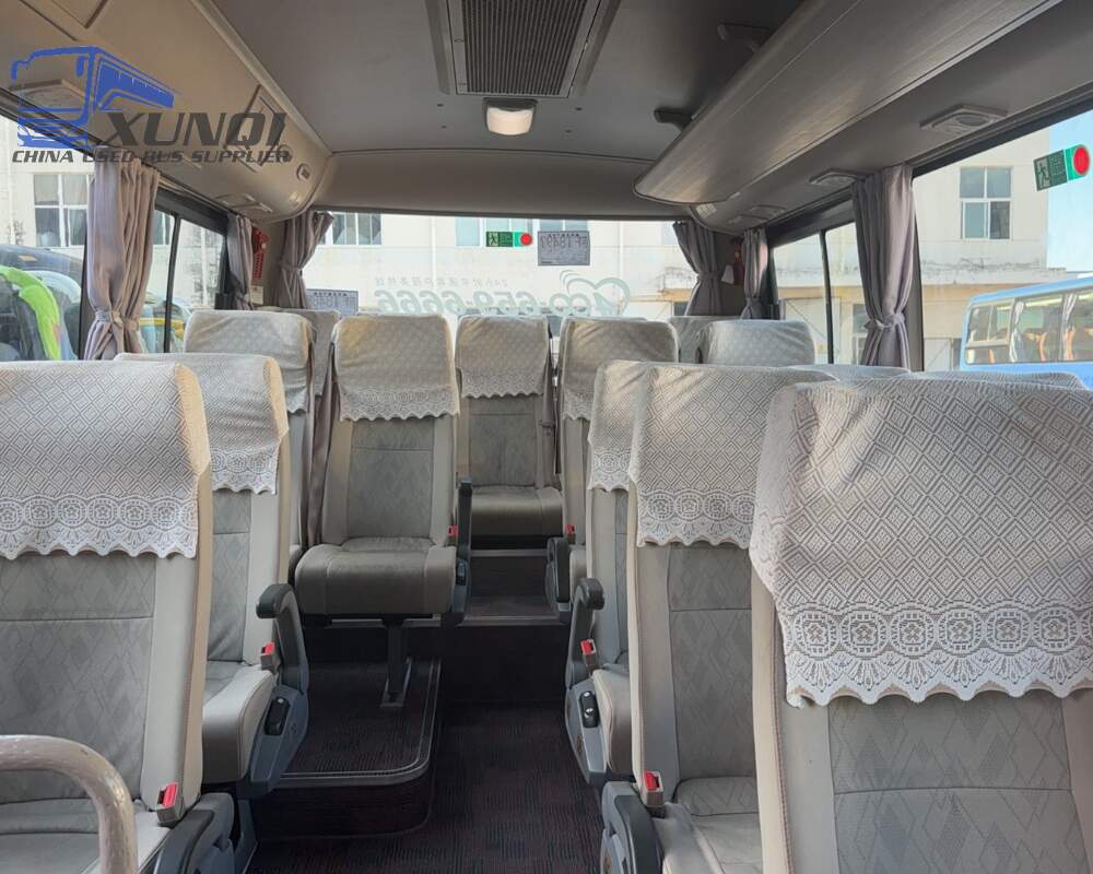 Used Yutong bus ZK6609 19 Seats 2025 Year 6 meters long China bus weichai 4-cylinder diesel engine