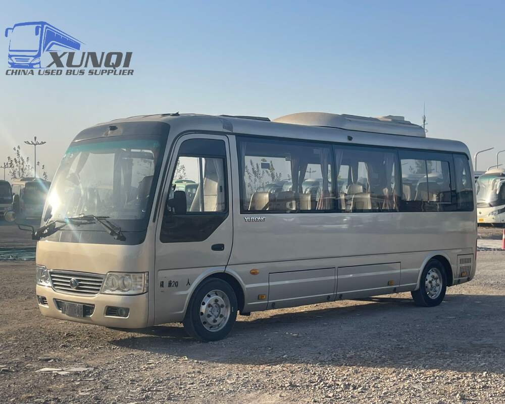 Used Yutong bus ZK6701 20 Seats 2014 Year 7 Seters long China bus