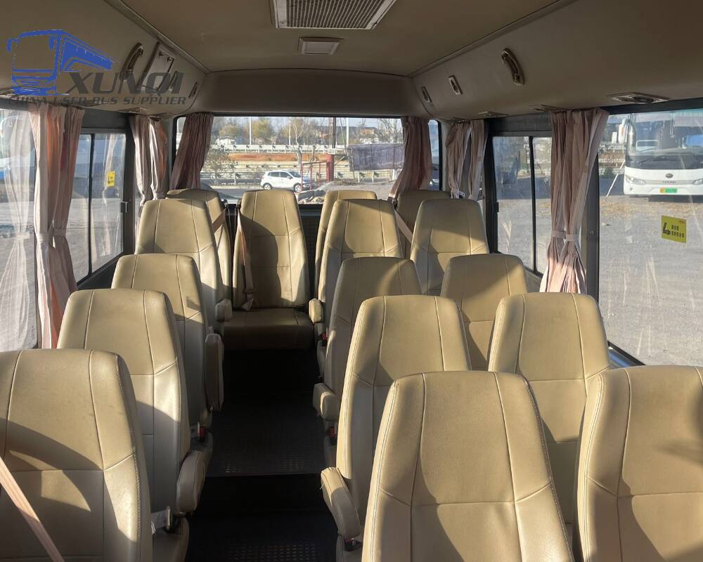 Used Yutong bus ZK6701 20 Seats 2014 Year 7 Seters long China bus
