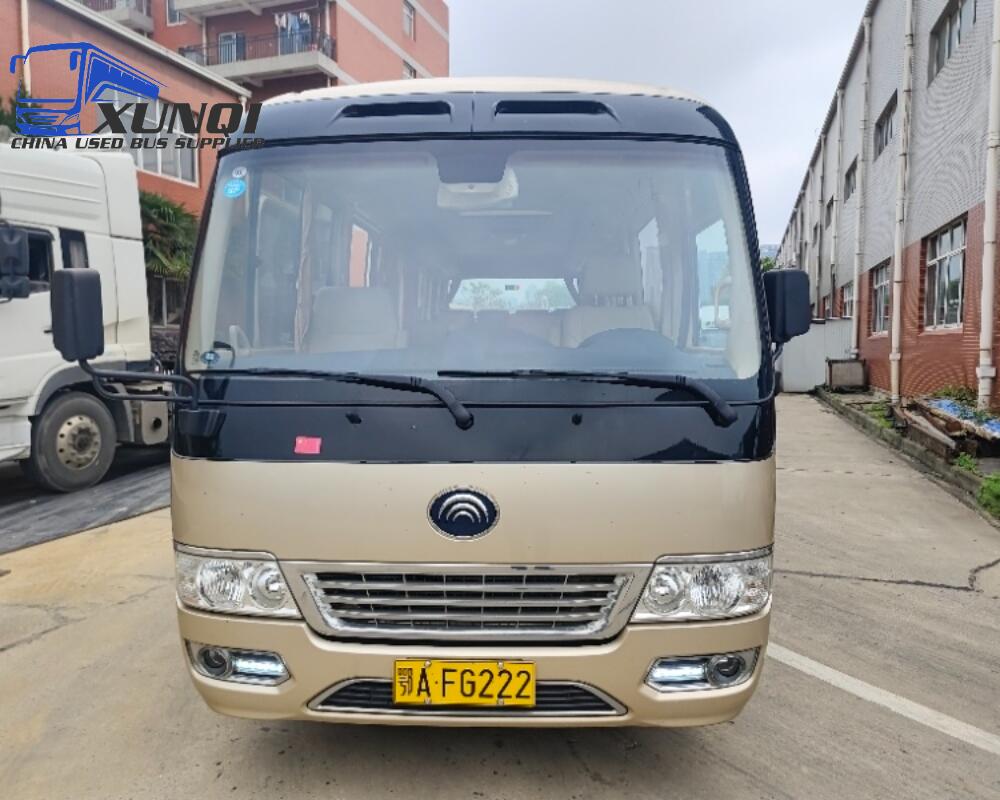 Used Yutong bus ZK6710 19 Seats 2021 Year 7 Seters long China bus weichai 4-cylinder diesel engine