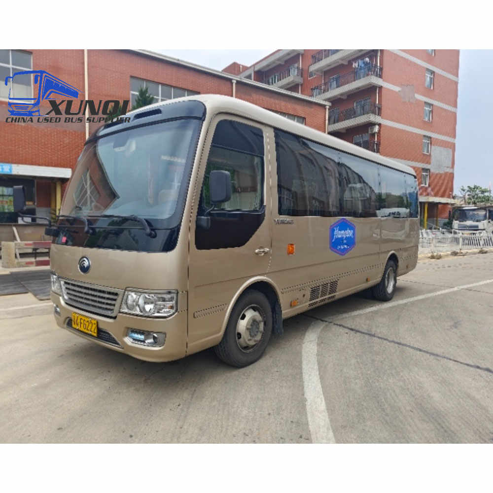 Used Yutong bus ZK6710 19 Seats 2021 Year 7 Seters long China bus weichai 4-cylinder diesel engine