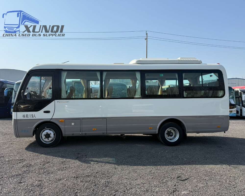 Used Yutong bus ZK6729 19 Seats 2022 Year 7 meters long China bus yuchai 4-cylinder diesel engine 