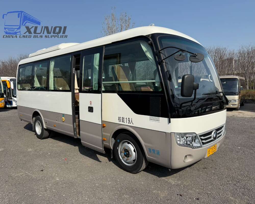 Used Yutong bus ZK6729 19 Seats 2022 Year 7 meters long China bus yuchai 4-cylinder diesel engine 