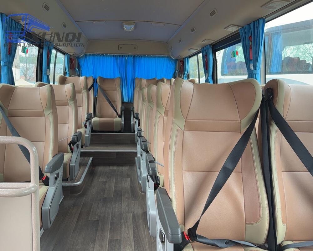 Used Yutong bus ZK6729 19 Seats 2023 Year 6 Seters long China bus yuchai 4-cylinder diesel engine