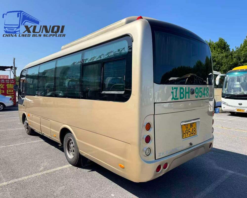 Used Yutong bus ZK6729 26 Seats 2014 Year 7 Seters long China bus Fukuda Cummins 4-cylinder diesel engine