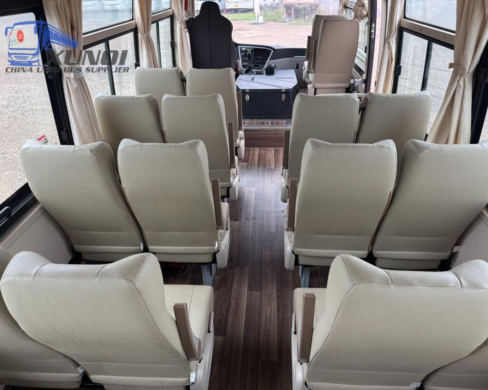 Used Yutong bus ZK6729 26 Seats 2020 Year 7 meters long China bus weichai 4-cylinder diesel engine