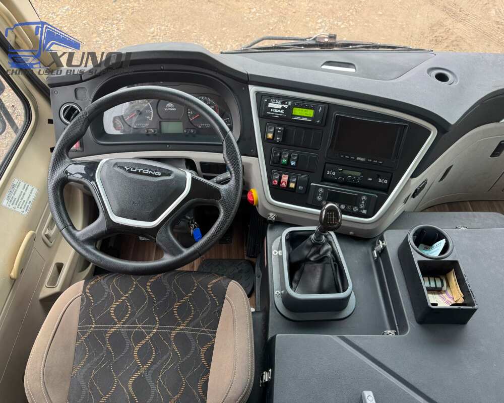 Used Yutong bus ZK6729 26 Seats 2020 Year 7 meters long China bus weichai 4-cylinder diesel engine