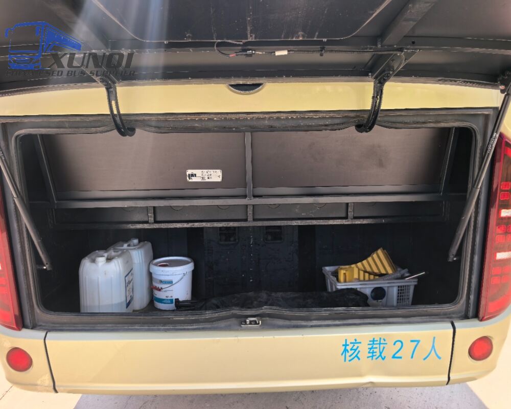 Used Yutong bus ZK6729 27 Seats 2024 Year 7 Seters long China bus weichai 4-cylinder diesel engine
