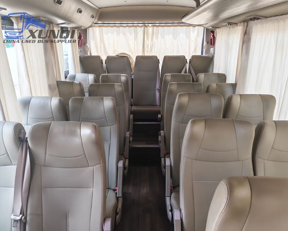 Used Yutong bus ZK6729 27 Seats 2024 Year 7 meters long China bus yuchai 4-cylinder diesel engine