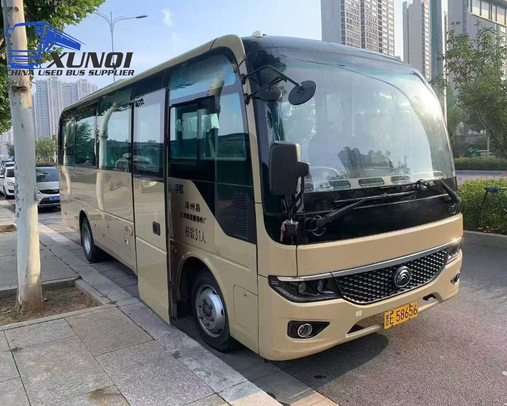 Used Yutong bus ZK6772 31 Seats 2022 Year 7 Seters long China bus yuchai 4-cylinder diesel engine