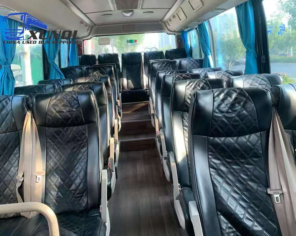 Used Yutong bus ZK6772 31 Seats 2022 Year 7 Seters long China bus yuchai 4-cylinder diesel engine