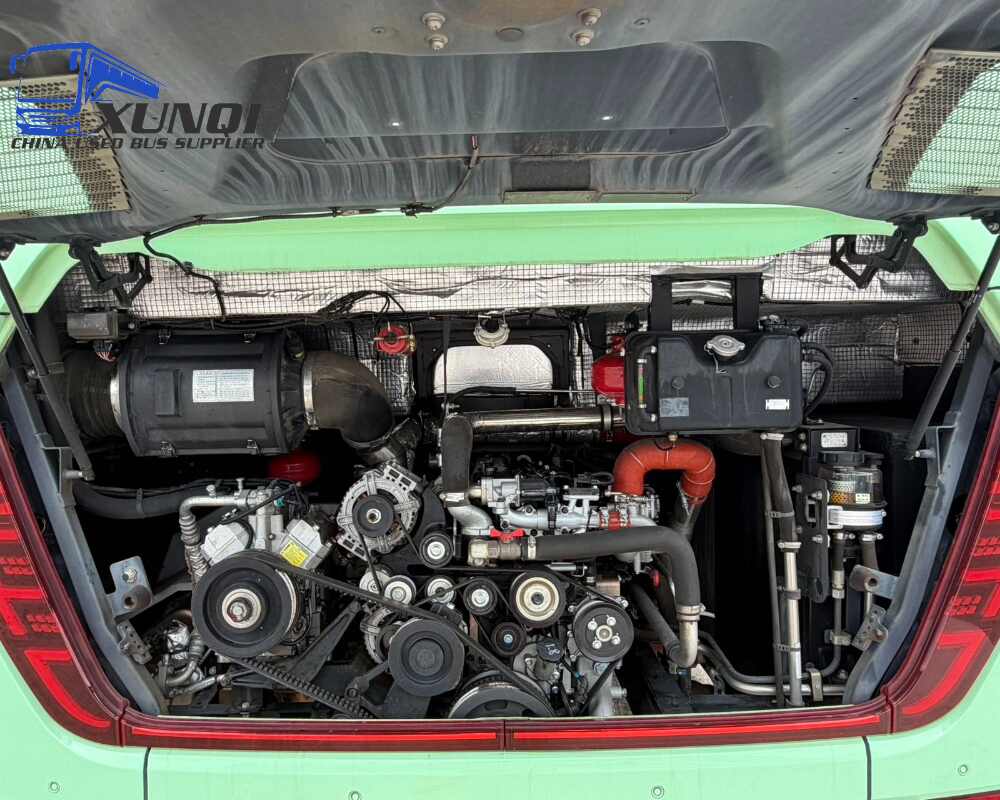 Used Yutong bus ZK6897 38 Seats 2021 Year 8 Seters long China bus yuchai 6-cylinder diesel engine