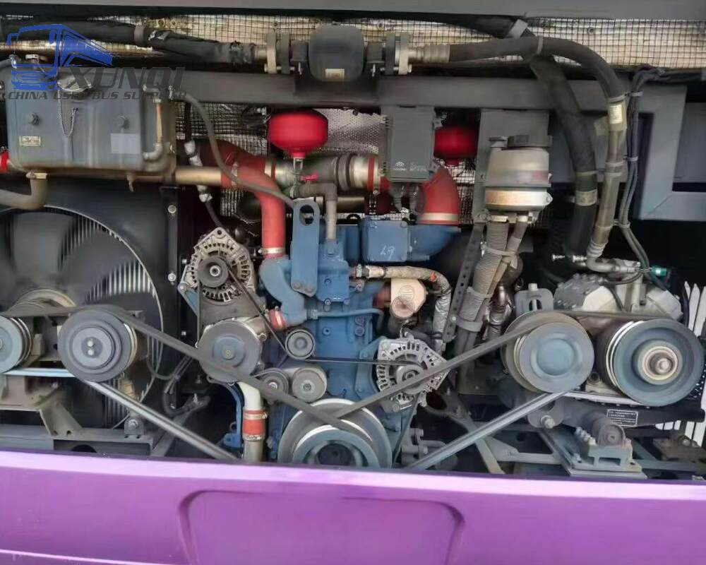 Used Yutong bus ZK6906 28 Seats 2021 Year 9 Seters long China bus weichai 6-cylinder diesel engine