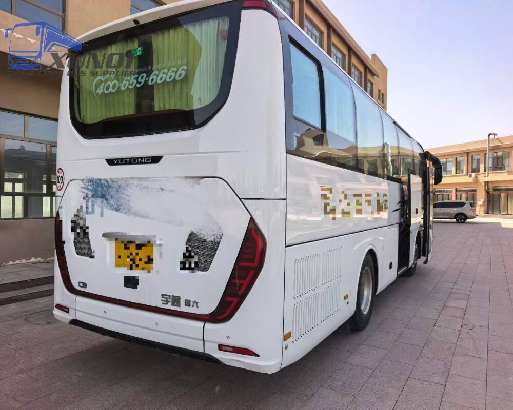 Used Yutong bus ZK6907 26 Seats 2023 Year 9 Seters long China bus yuchai 6-cylinder diesel engine