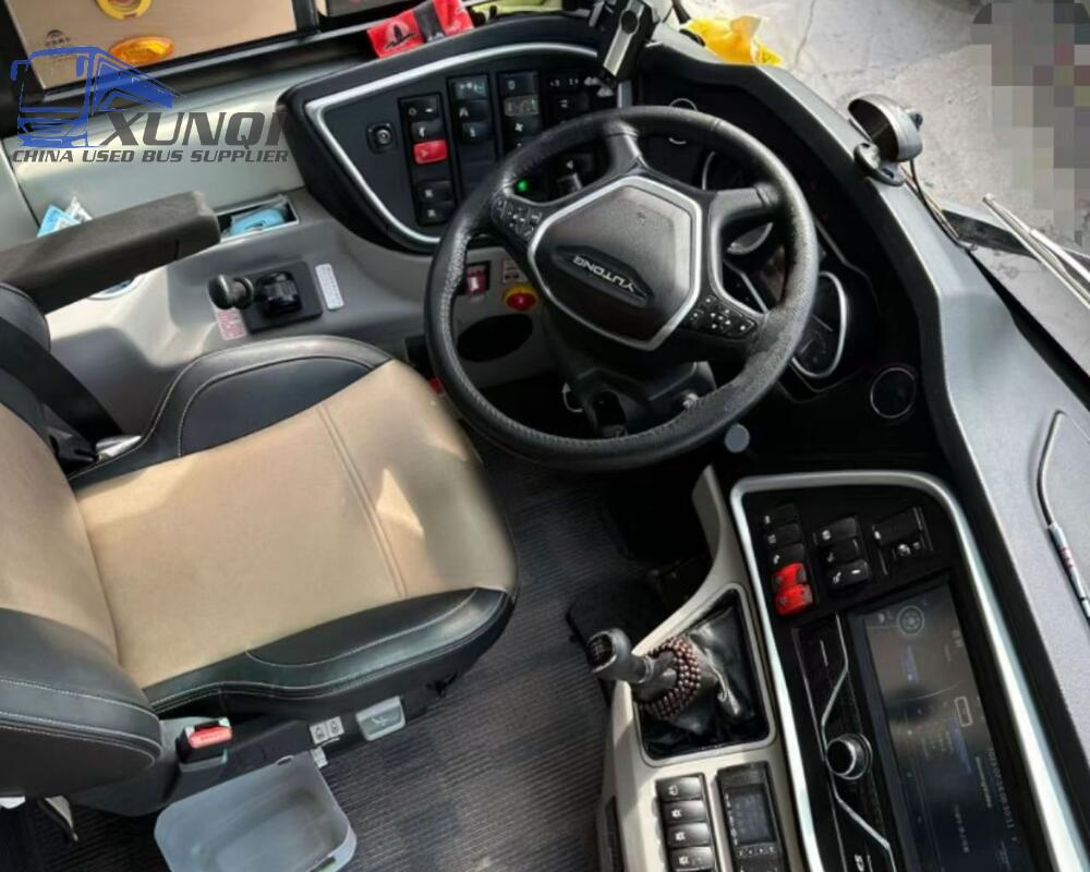 Used Yutong bus zk6128 50 Seats 2017 Year 12 meters long China bus weichai 6-cylinder diesel engine