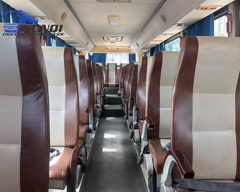 Used Golden Dragon bus XML6103 47 Seats 2014 year 10 meters long China bus yuchai 6-cylinder diesel engine
