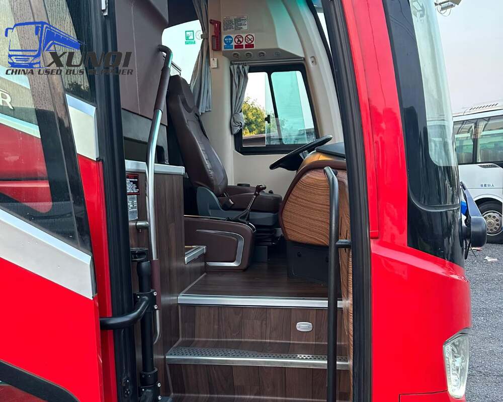 Used Golden Dragon bus XML6129 50 Seats 2019 Year 12 Seters long China bus weichai 6-cylinder diesel engine