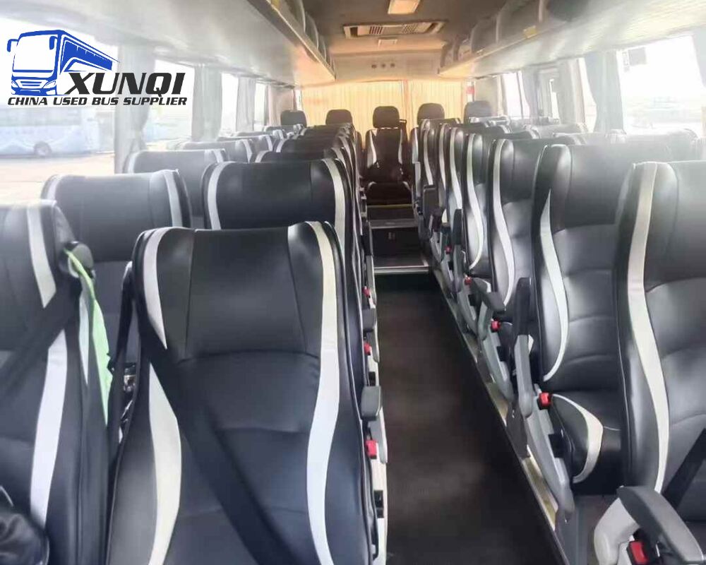 Used Golden Dragon bus XML6887 38 Seats 2023 year 8 meters long China bus yuchai 6-cylinder diesel engine
