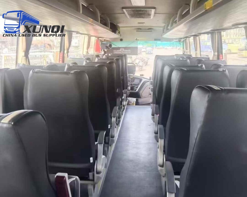 Used Golden Dragon bus XML6887 38 Seats 2023 year 8 meters long China bus yuchai 6-cylinder diesel engine