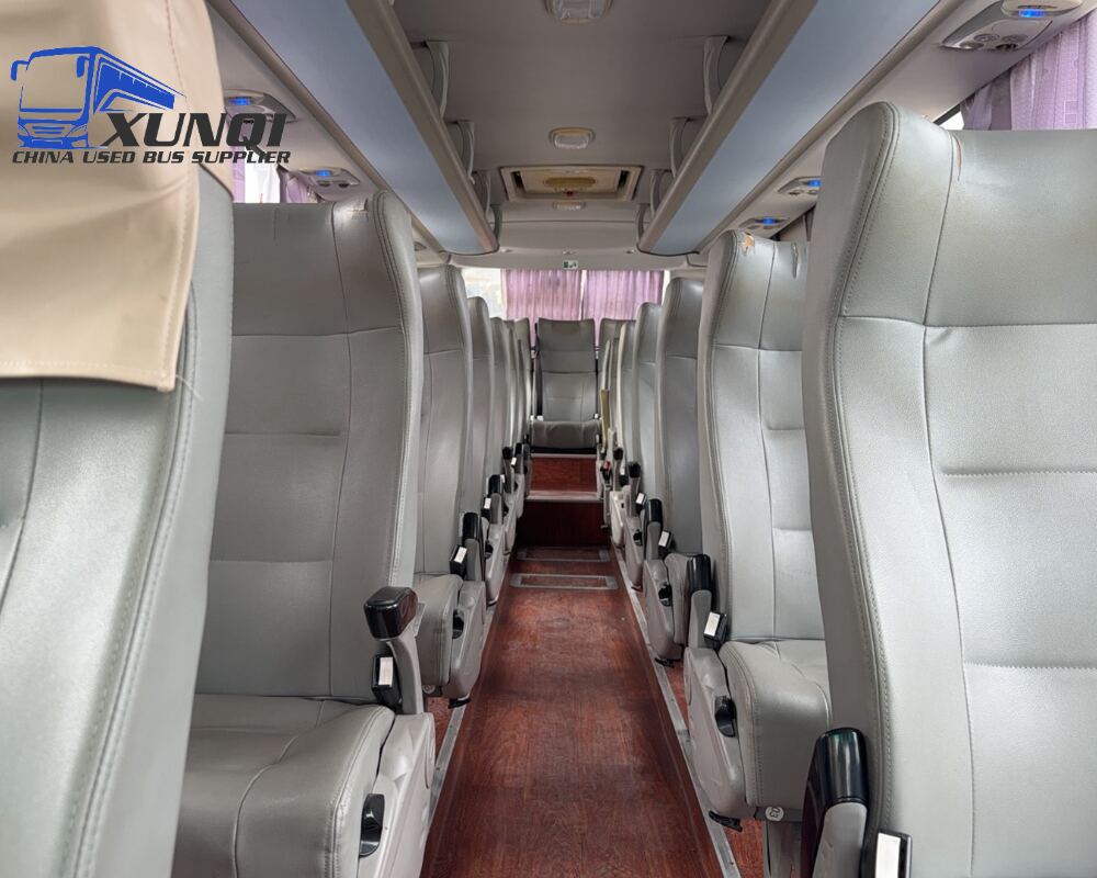 Used Higer bus KLQ6902 34 Seats 2018 Year 9 meters long China bus yuchai 6-cylinder diesel engine