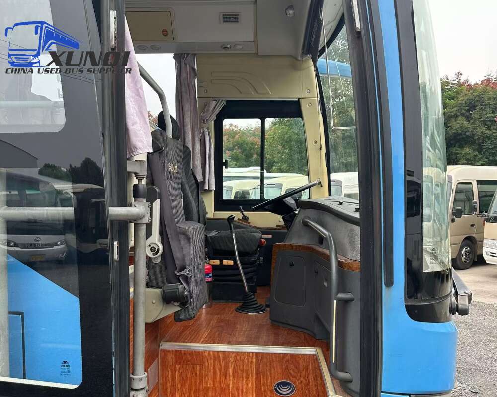 Used Yutong bus ZK6115 49 Seats 2014 year 11 meters long China bus yuchai 6-cylinder diesel engine