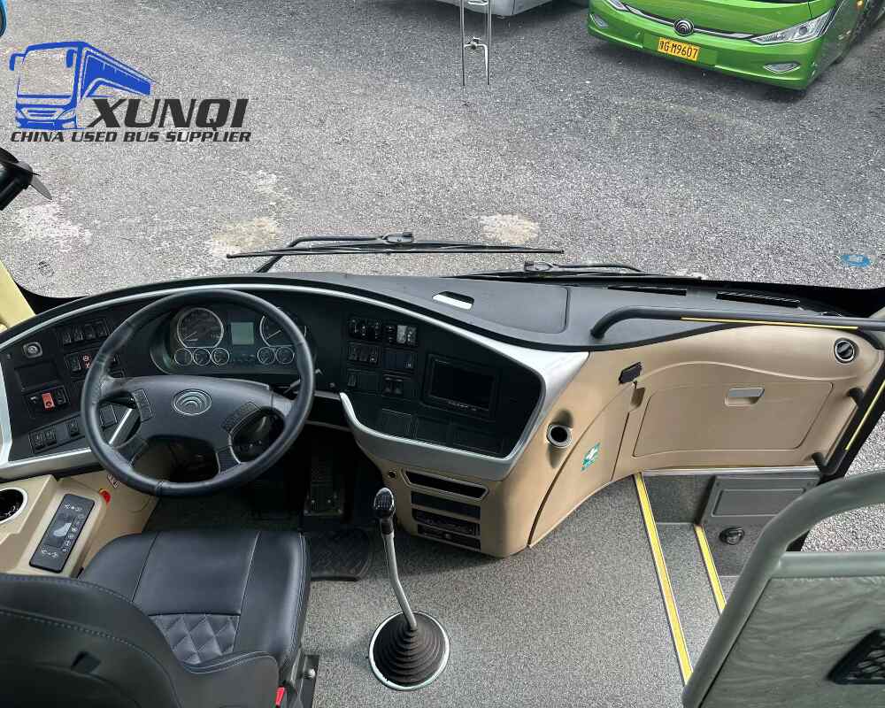 Used Yutong bus ZK6116 48 Seats 2017 Year 11 Seters long China bus weichai 6-cylinder diesel engine