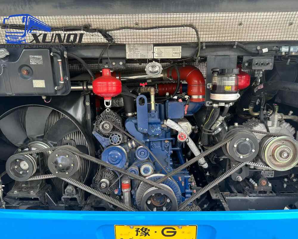 Used Yutong bus ZK6116 48 Seats 2017 Year 11 Seters long China bus weichai 6-cylinder diesel engine