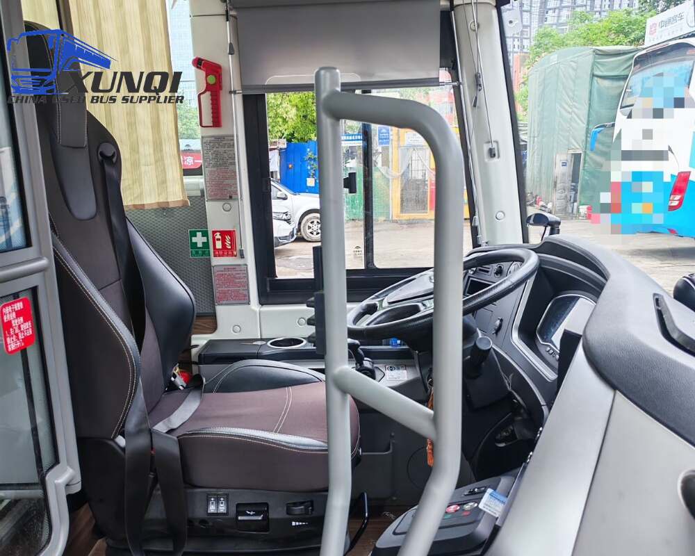 Used Yutong bus ZK6116 48 Seats 2024 Year 11 Seters long China bus